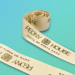 Бежева бавовняна етикетка з логотипом Peony House