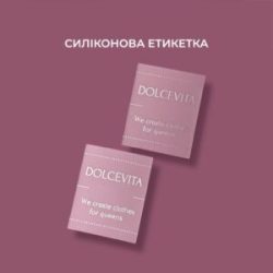 Дві рожеві силіконові етикетки DOLCEVITA прямокутної форми.